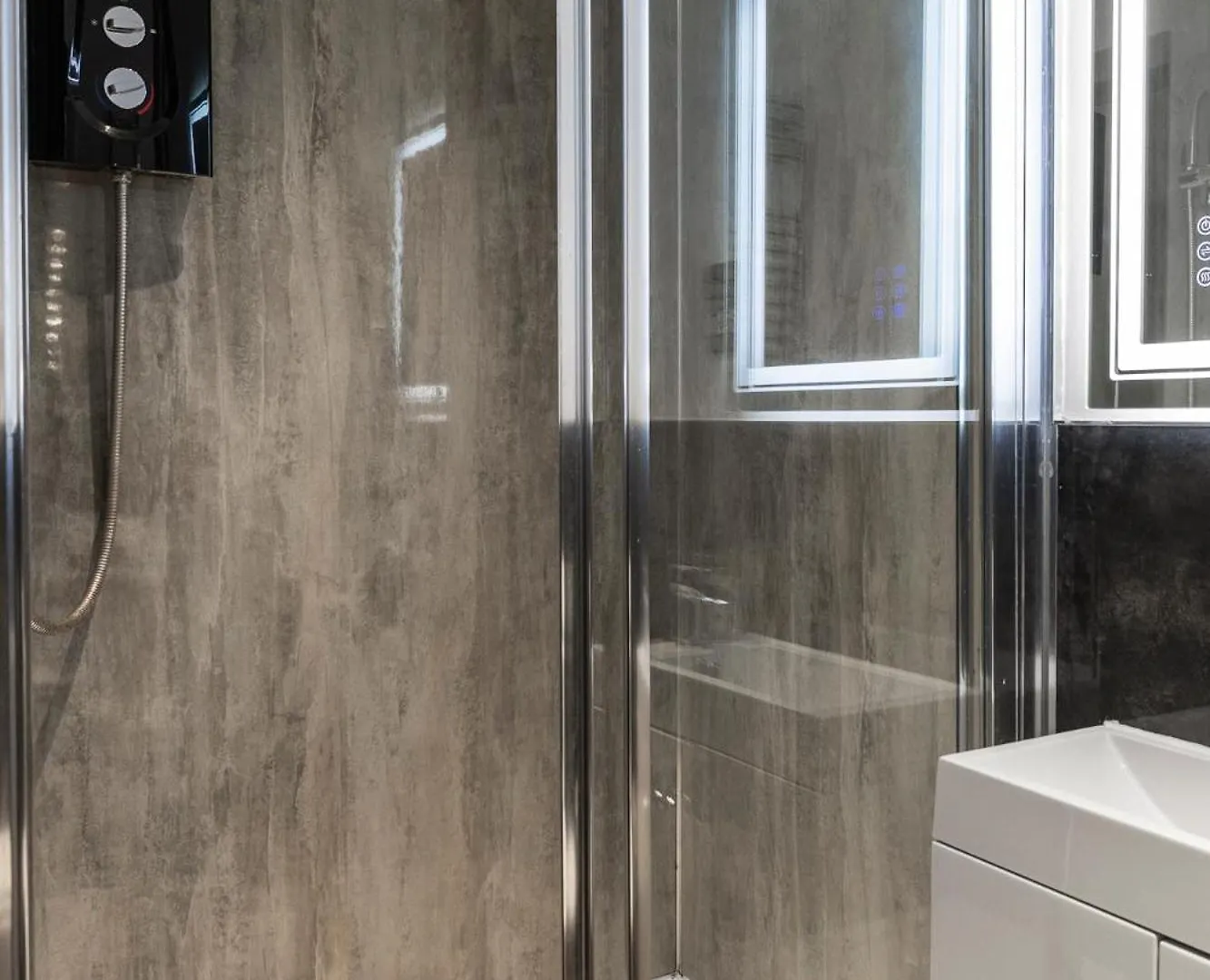 Апартаменты Central Luxe - Brighton Central - 2 Beds