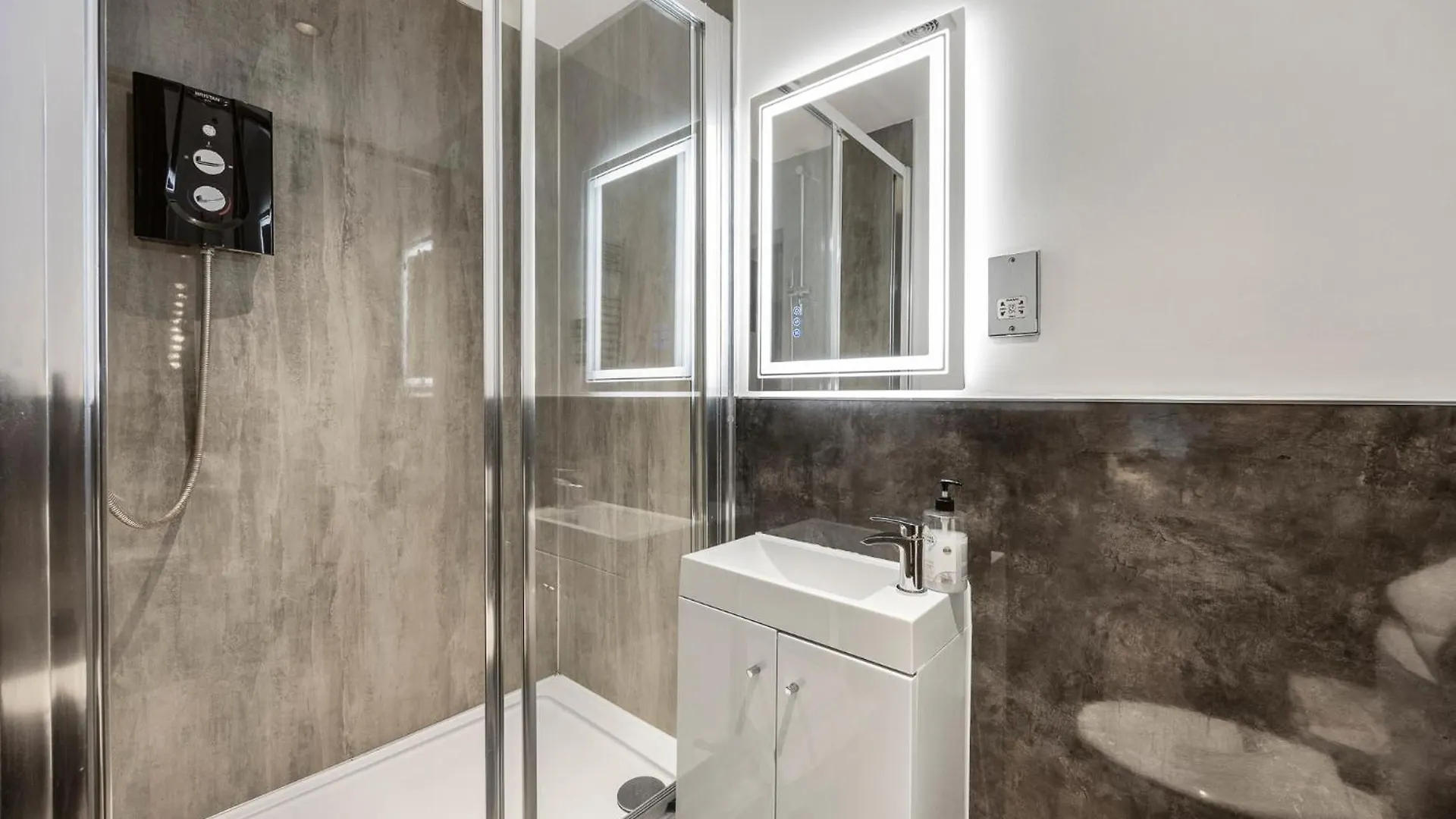Central Luxe - Brighton Central - 2 Beds 0*,